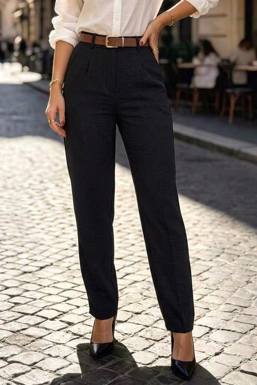Havuç Model Kemerli Pantolon